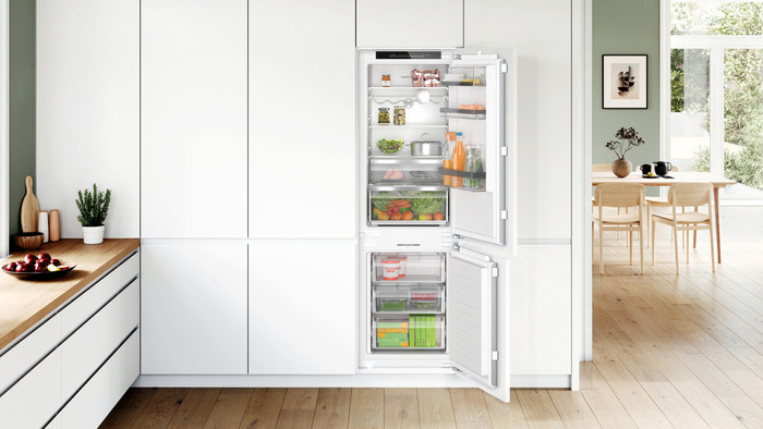 Bosch KIN86ADD0 product in use