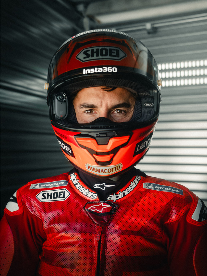 Insta360 Go 3S Motorcycle In-Helmet POV Bundel product in gebruik