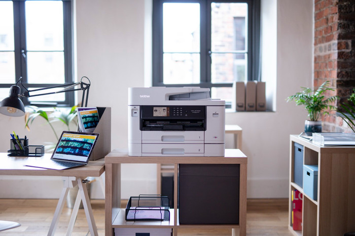 Brother MFCJ5740DW product in gebruik