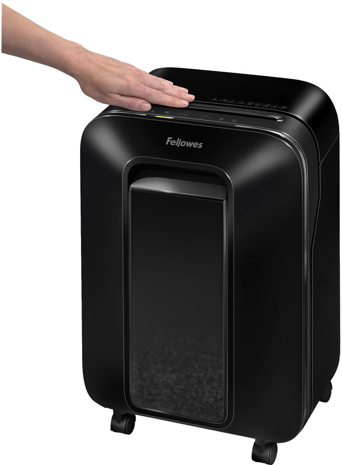 Fellowes Powershred LX201 Black product in use