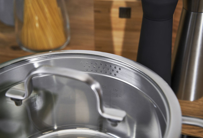 Demeyere Zwilling TrueFlow cookware set product in use