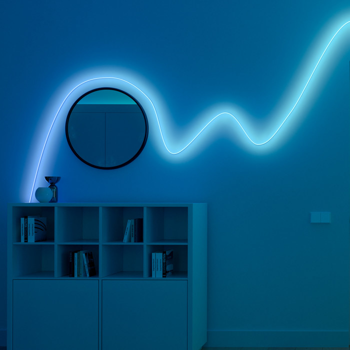 Philips Hue Essential Flex LED Strip 5 meter product in gebruik