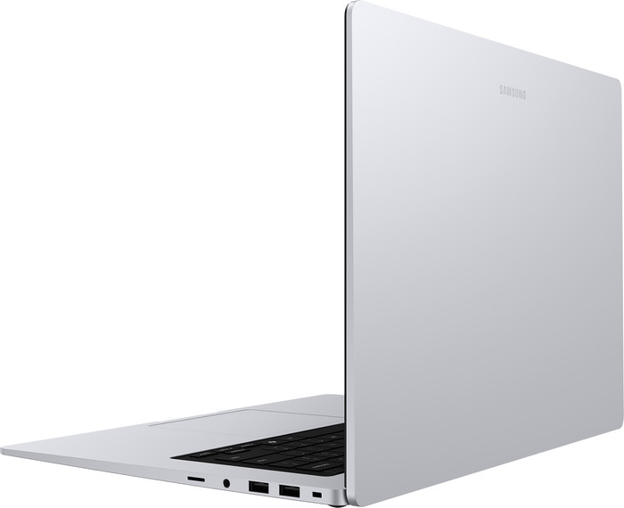 Samsung Galaxy Book6 Copilot+ PC NP760XJG-KS3NL right side