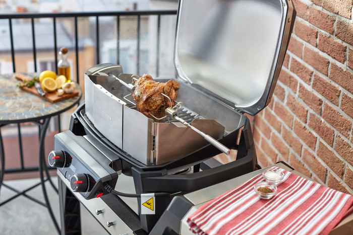 Weber Rotisserie Pulse produit à l'usage