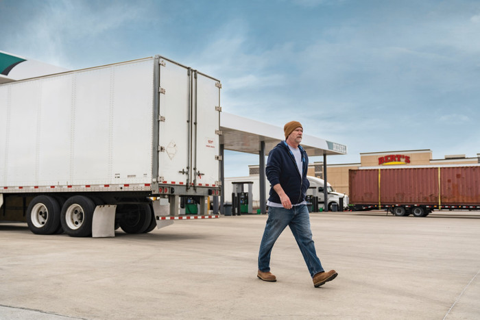 Garmin Dezl LGV610 Truck Europa product in use