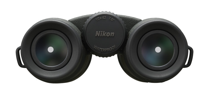 Nikon Prostaff P3 10X42 null