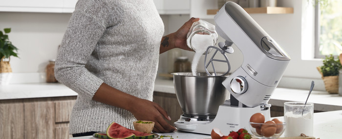 Kenwood Titanium Chef Baker KVC65.001WH product in use