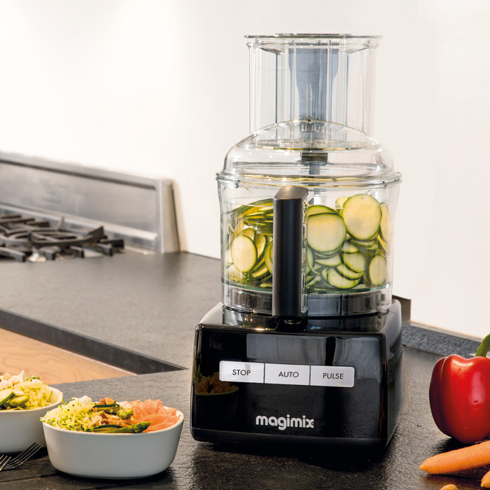 Magimix Cuisine Systeme 4200 XL Black product in use