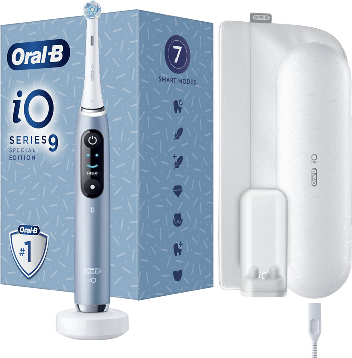 Oral-B iO 9n Marine Blue Special Edition packaging
