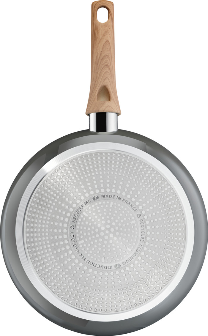 Tefal Renew Ceramic Frying Pan 28cm bottom