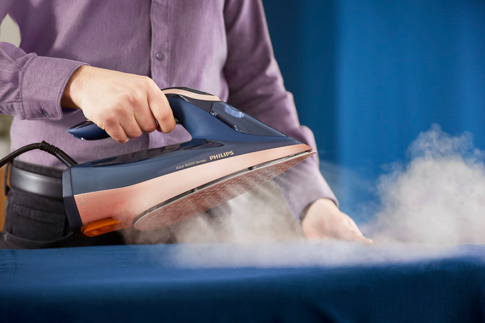 Philips Azur 8000 Series DST8050/20 product in use