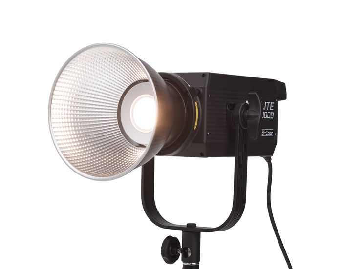 Nanlite FS-300B Bi-color LED Light null