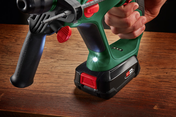 Bosch Universal Hammer 18 V (Sans Batterie) produit à l'usage