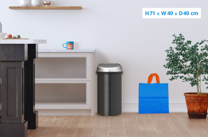 Brabantia Touch Bin 60L Matt Black Fingerprint-Proof visual Coolblue 1