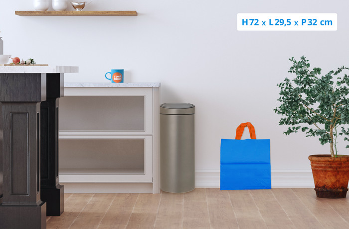 Brabantia Touch Bin 30 Litres Platinum + Sacs Poubelle (120 pièces) visuel Coolblue 1