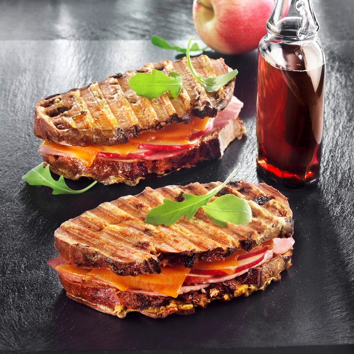 Tefal OptiGrill+ GC716D + Wafelaccessoire product in gebruik