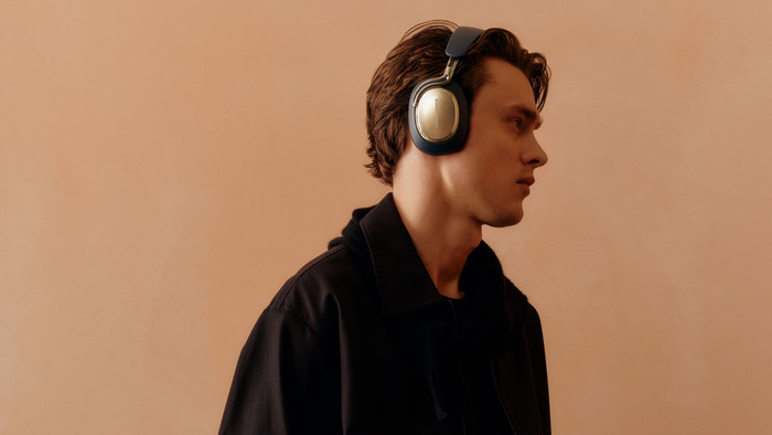 Bowers & Wilkins Px8 S2 Midnight Blue produit à l'usage