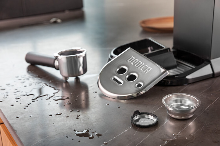 De'Longhi Dedica Arte EC885.GY Gris produit à l'usage