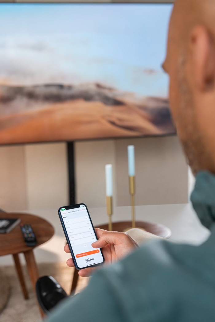 Vogel's Signature 7675 product in gebruik