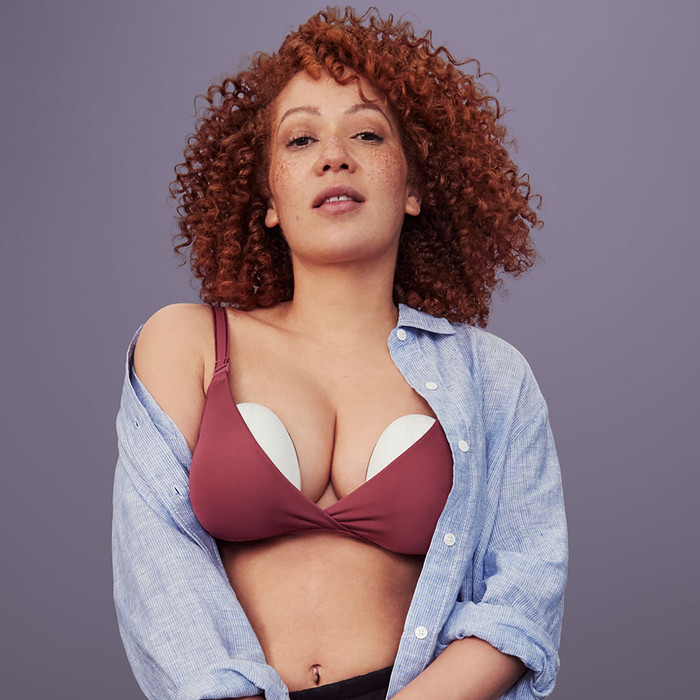 Elvie Pump Double product in use