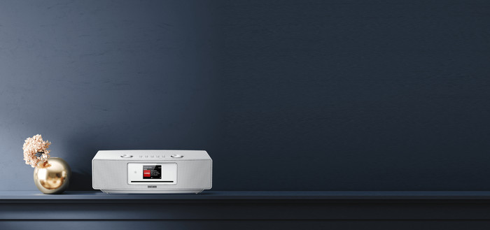 Kenwood CR-ST700SCD Silver product in use