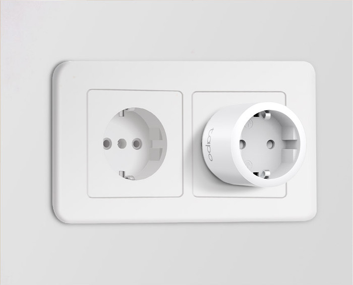 Tapo P115 Smart Plug 6-pack product in use