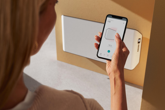 Duux Edge Smart Convector 2000W Wit product in gebruik