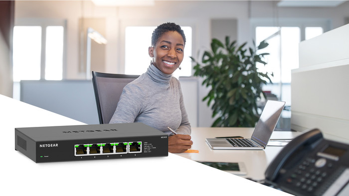 Netgear 5-port 2.5G Ethernet Unmanaged Switch MS305 produit à l'usage