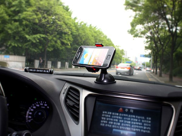 AnyGrip Stretchy Universal Passive Holder product in use