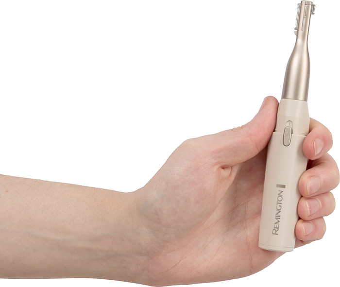 Remington BareMe 3-in-1 Facial Hair Remover WFS310 détail