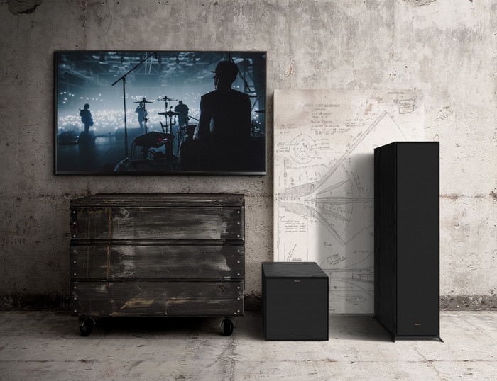 Klipsch R-101SW product in gebruik