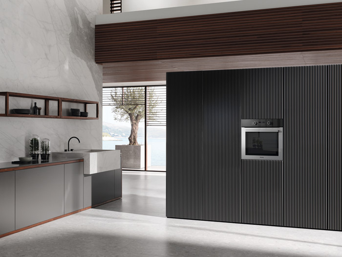 Miele H 2761 BP CLST product in use