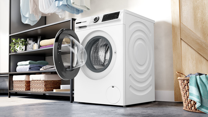 Bosch WGJ23403FG Iron Assist product in use