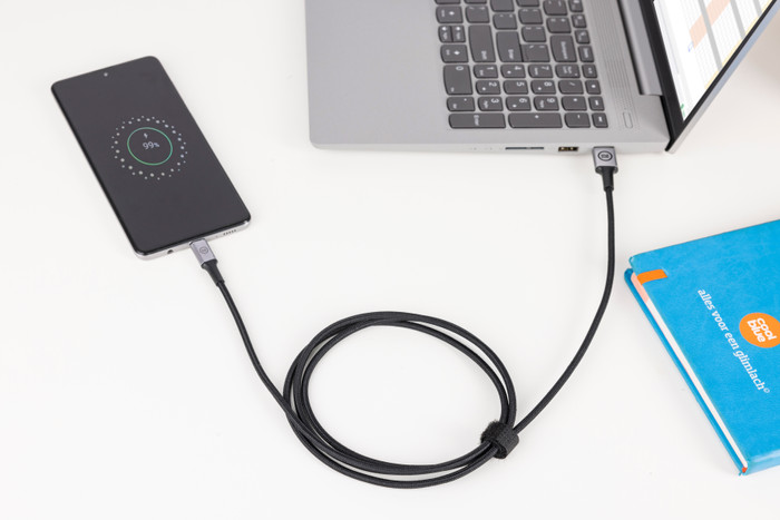 BlueBuilt Câble USB-A vers Micro USB Nylon Noir 3 m produit à l'usage