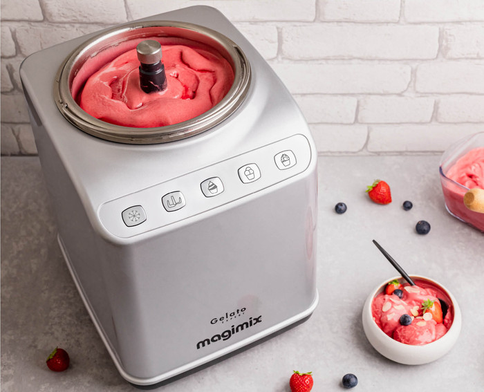 Magimix Gelato Expert product in use