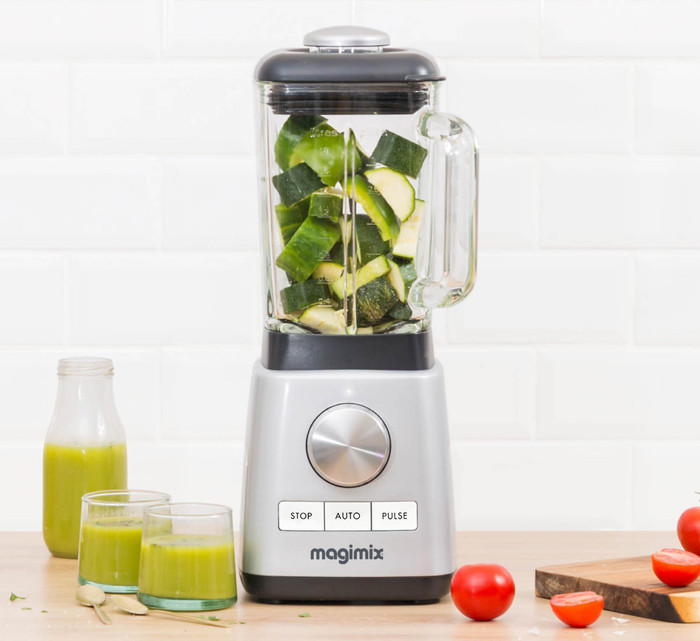 Magimix Power Blender 4 Mat Chroom product in gebruik