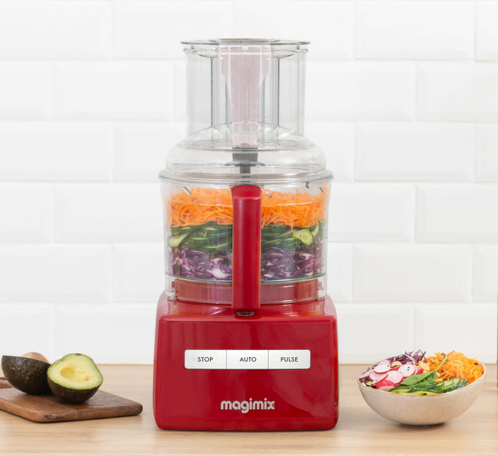 Magimix CS 3200 XL Red product in use