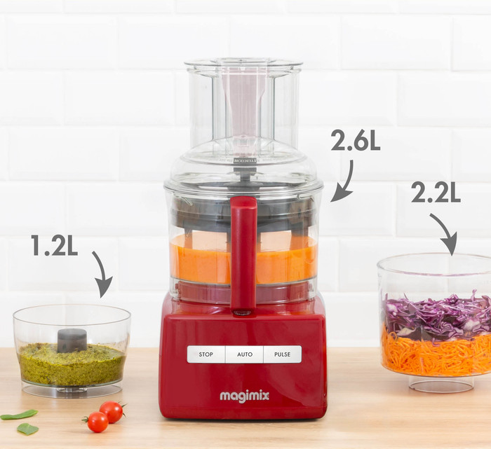 Magimix CS 3200 XL Red product in use