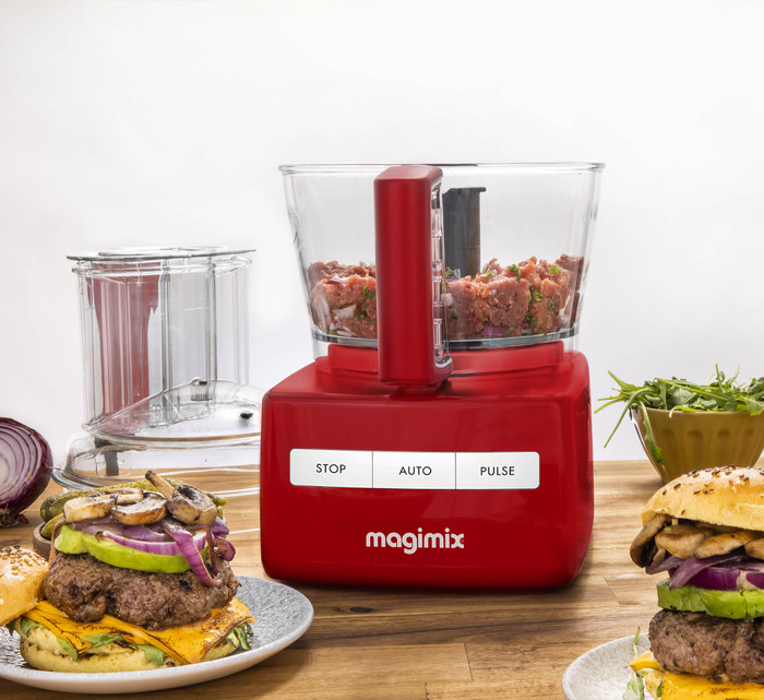Magimix CS 3200 XL Red product in use