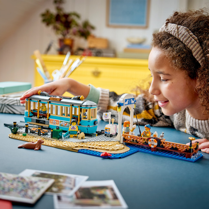 LEGO City - Le Tramway de Bord de Mer 60506 produit à l'usage