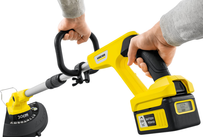 Kärcher Battery Power 18/50 product in use