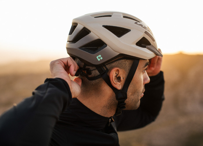 Lazer Cerro KinetiCore Beige S produit à l'usage