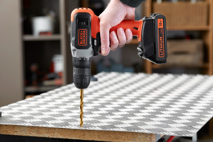 BLACK+DECKER BCD001BAST-QW product in gebruik