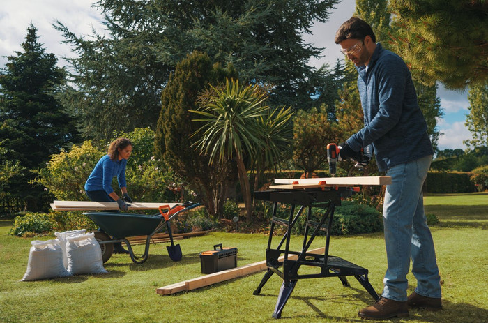 BLACK+DECKER BCD001BAST-QW product in gebruik