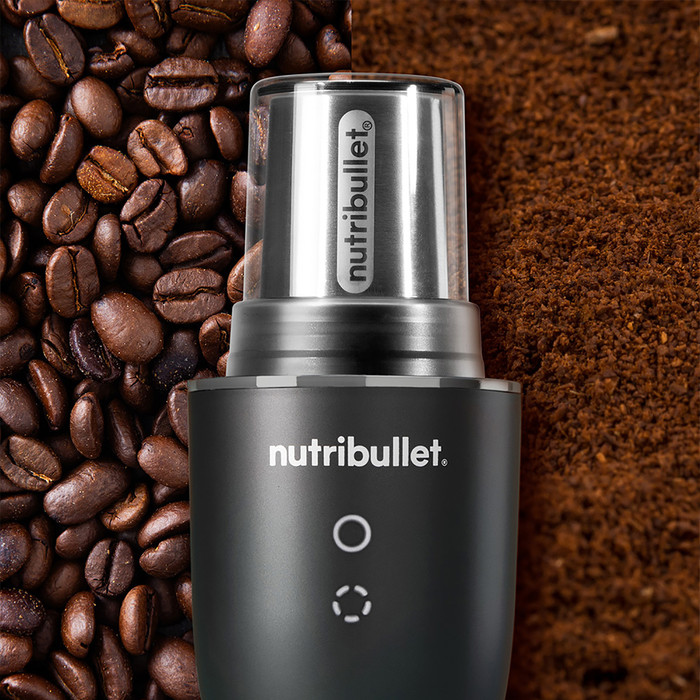 Nutribullet Ultra Plus+ Compact Kitchen product in gebruik