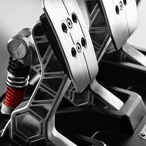 Thrustmaster T-LCM Pedals Set product in use