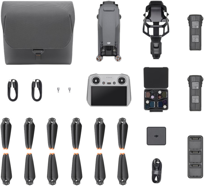 DJI Mavic 3 Pro Fly More Combo + Smart Controller accessory