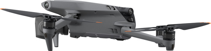 DJI Mavic 3 Pro Fly More Combo + Smart Controller back