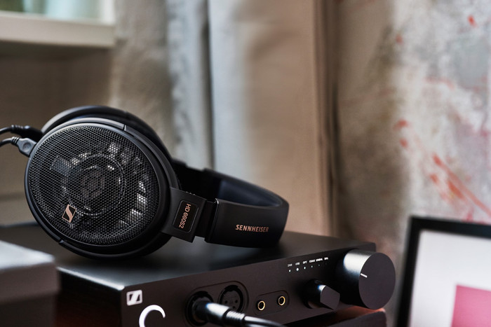 Sennheiser HD 660S2 product in use