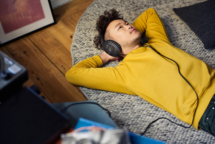 Sennheiser HD 660S2 product in use